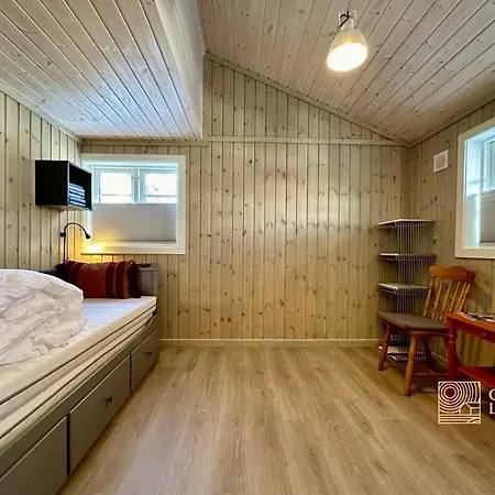 Family-friendly At With Trails, Sauna And Fireplace Feriehus