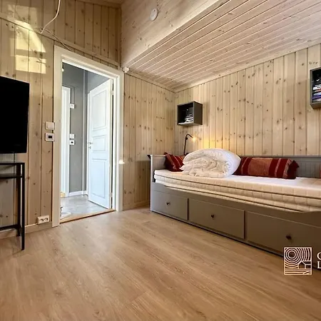 Feriehus Family-friendly At With Trails, Sauna And Fireplace *
