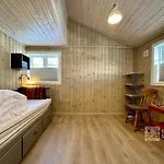 Family-friendly At With Trails, Sauna And Fireplace Casa de Férias