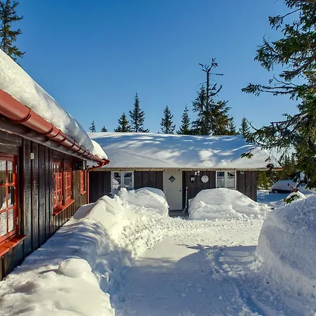 Family-friendly At With Trails, Sauna And Fireplace * Sjusjøen